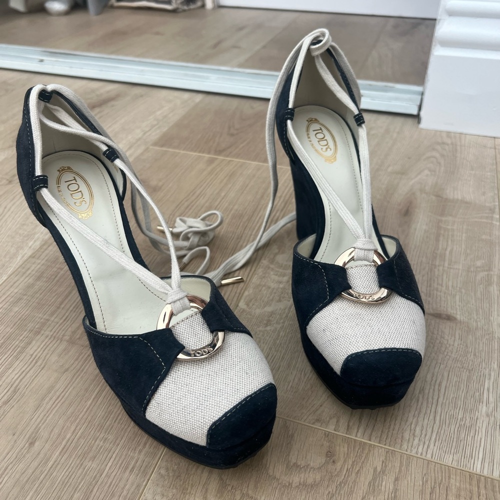 Tod’s Women Wedges Navy Blue